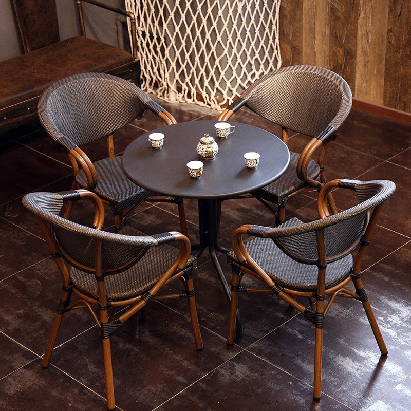ชุดโต๊ะและเก้าอี้กลางแจ้งแบบโม - Outdoor Furniture Table And Chairs บทวิจารณ์และราคา